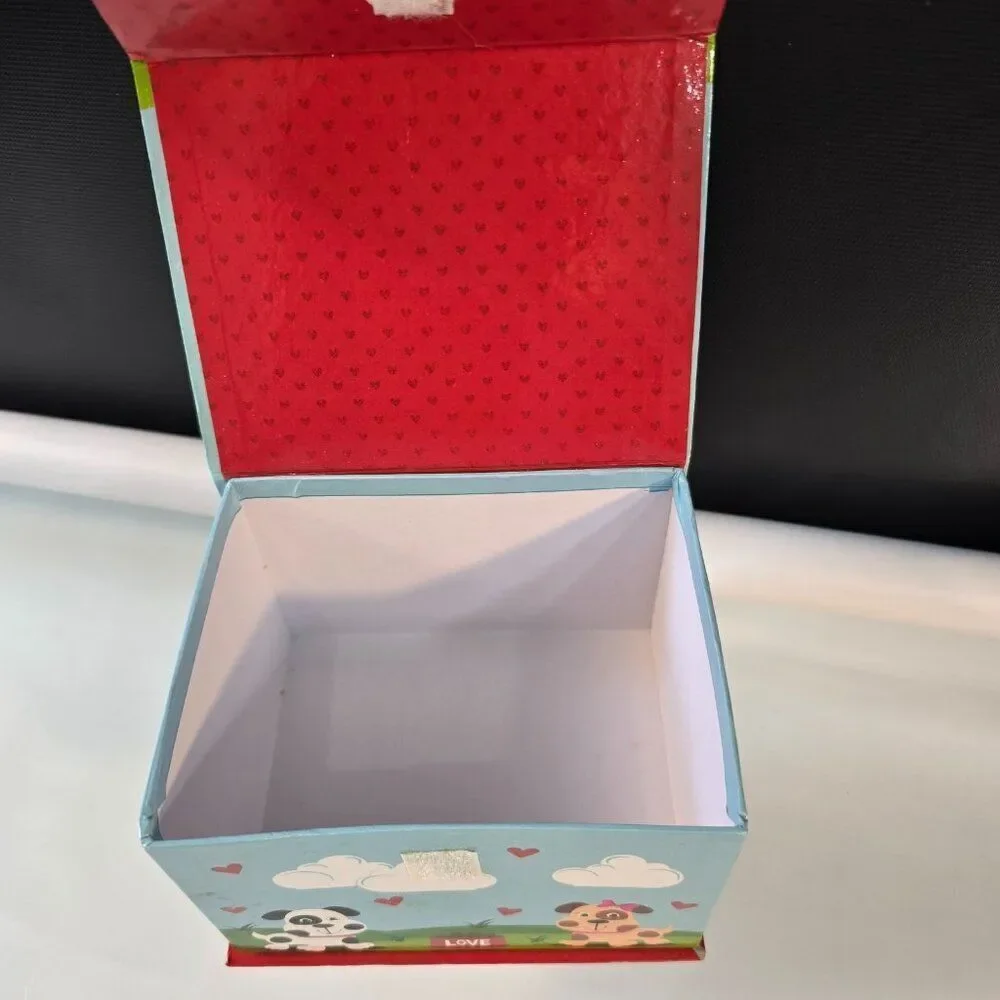 Puppy Love Cardboard Gift Box